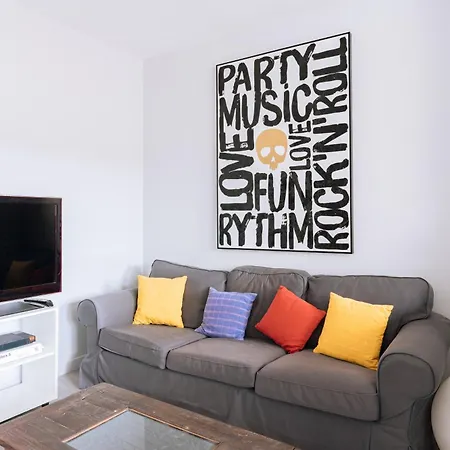 Exuberant 1bd Near Canal Saint-martin! * Paris