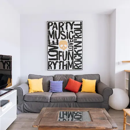 Exuberant 1bd Near Canal Saint-martin! Daire
